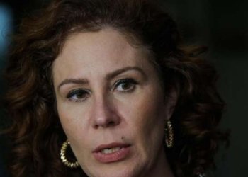 PF apreende passaporte, armas e objetos acima de R$ 10 mil de Zambelli