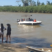 Barco com família vira em rio no sul da Baha e homem desaparece