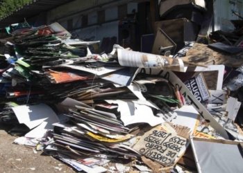 Prefeitura remove 35 mil peças de publicidade irregular nas ruas de Salvador