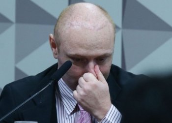 Hacker afirma que entrava pela porta dos fundos nas idas ao Ministério da Defesa