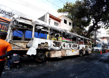Ônibus voltam a circular parcialmente em São Marcos