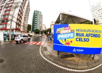 Prefeitura inicia obras de requalificação em rua na Barra