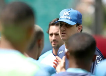 Foco no Flamengo: Bahia inicia preparação para o jogo a partir desta quarta