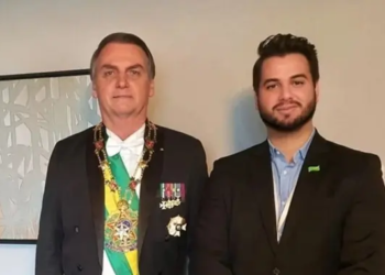 Citado em delação de Cid, Filipe Martins tem paradeiro desconhecido