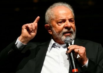 Não podemos ter medo de emprestar dinheiro para pobre, diz Lula