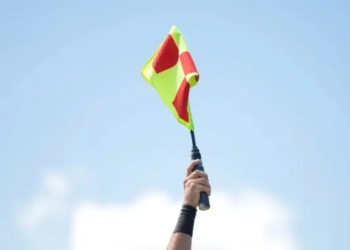 Árbitro assistente perdeu um rim ao ser baleado durante jogo de futebol amador, diz sindicato