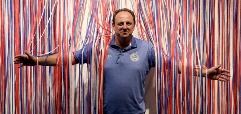 Trabalho 24 horas: Rogério Ceni decide morar no CT do Bahia
