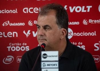 Presidente Fábio Mota fala sobre vexame após Vitória sofrer goleada do CRB