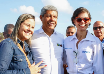 Jerônimo revela data de visita do ministro Flávio Dino à Bahia