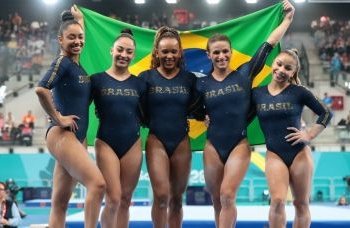 Brasil é prata na disputa por equipes na ginástica artística feminina