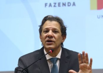 Haddad evita cravar meta zero e diz que pode antecipar medidas de 2024 por ajuste fiscal