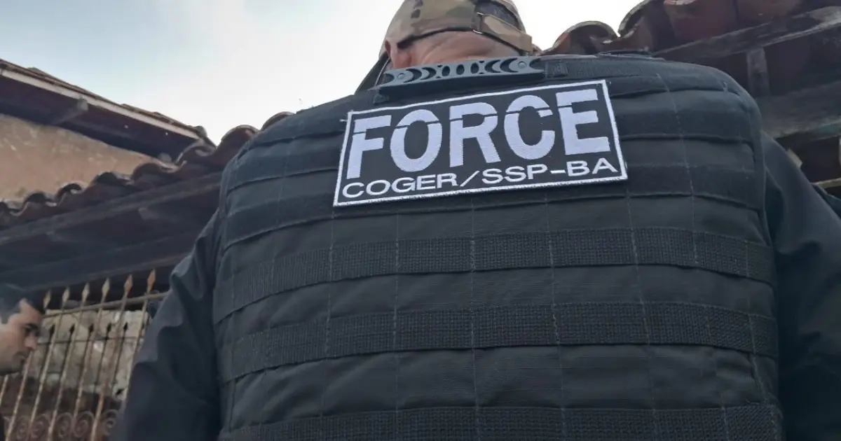 Operação cumpre mandados contra policiais suspeitos de participação em grupo de extermínio na Bahia