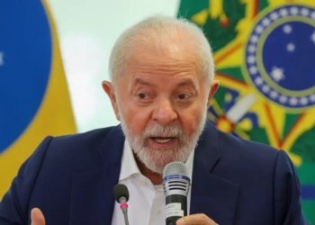 Lula diz que não precisa gostar de outros presidentes após vitória de Milei