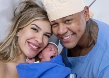 “Fiquei muito bêbado no dia do parto”, revela Léo Santana sobre nascimento de Liz