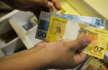 13º deve injetar R$ 291 bilhões na economia do Brasil, aponta Dieese