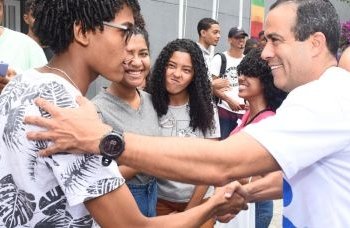 Prefeitura lança Geração SSA, programa que vai formar 6 mil jovens de Salvador