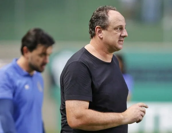 “Me sinto envergonhado”, diz Rogério Ceni após derrota para o América-MG