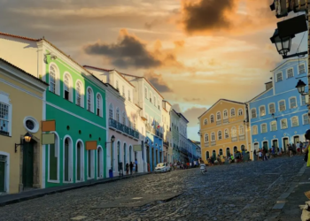 Bahia supera média nacional em crescimento do turismo, apontam dados do IBGE