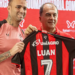 Com a camisa 7, Vitória apresenta Luan: “É uma grande oportunidade de jogar em alto nível”