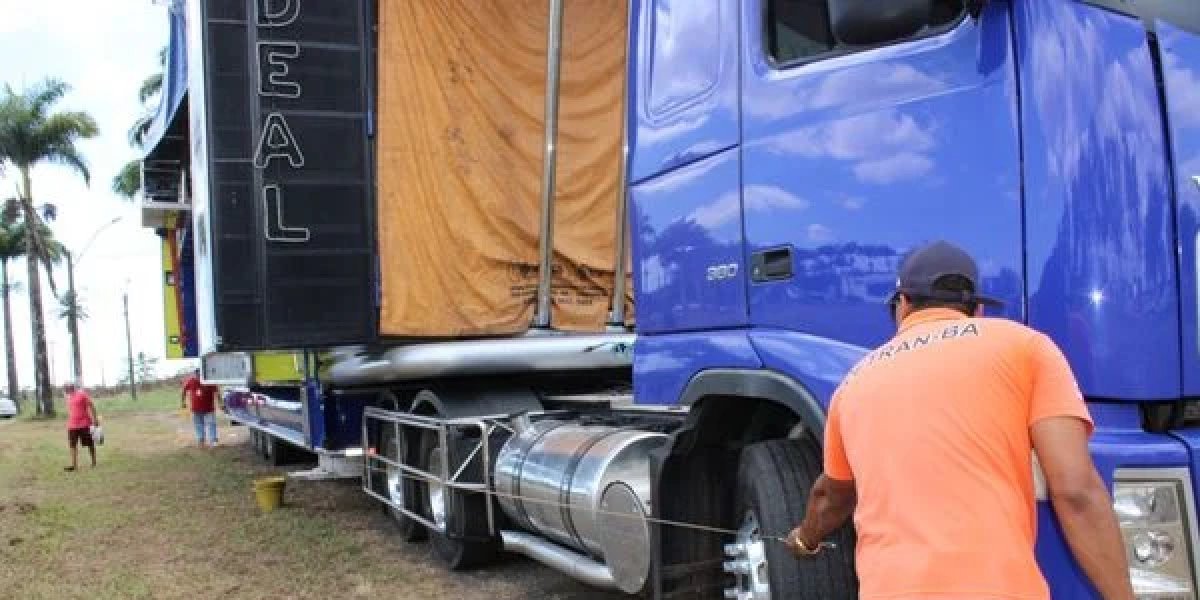 Carnaval 2024: Motoristas de trios elétricos passarão por bafômetro