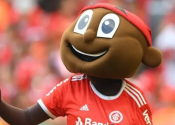 Repórter acusa mascote do Inter de importunação sexual