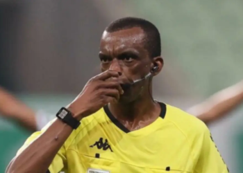 Luiz Flávio de Oliveira apita Botafogo x Vitória pela 3ª fase da Copa do Brasil