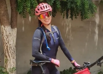 Ciclista morre após bater em carro durante prova na Bahia