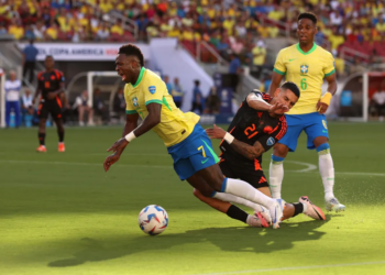 Conmebol reconhece erro em pênalti não marcado para o Brasil