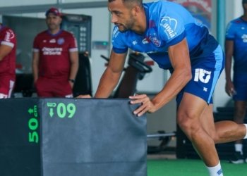 Bahia inicia atividades visando duelo contra o Criciúma