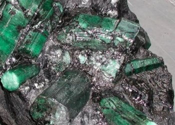 Justiça dos EUA determina devolução de “Esmeralda Bahia”