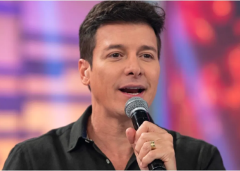 Apresentador Rodrigo Faro anuncia saída da Record após 16 anos