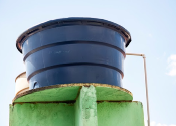 Fornecimento de água será suspenso em 13 bairros nesta terça-feira