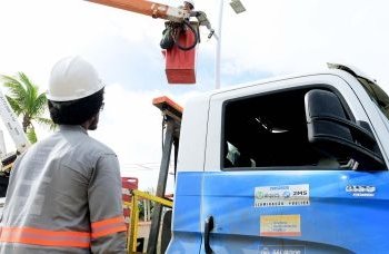 Tecnologia dos postes de iluminação de Salvador reduz impactos