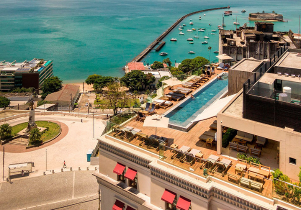 Hotel de luxo na Bahia ganha reconhecimento internacional; entenda
