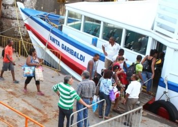 Agerba reduz tarifa da travessia Salvador-Mar Grande; veja preços