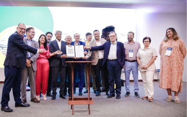 Bahia recebe conferência nacional e retoma plano de dados do IBGE