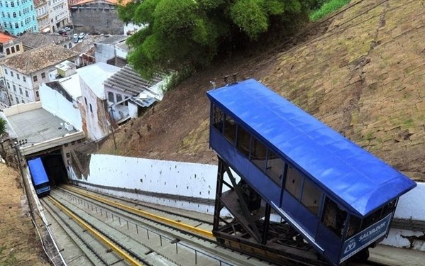 Plano Inclinado Gonçalves volta a funcionar após obras de requalificação