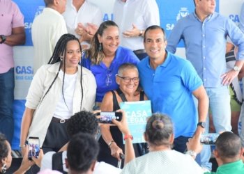 Prefeitura entrega quase 5 mil títulos de propriedade em Paripe pelo programa Casa Legal