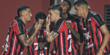 Com time reserva, Vitória encara o Botafogo-PB na estreia do Nordestão