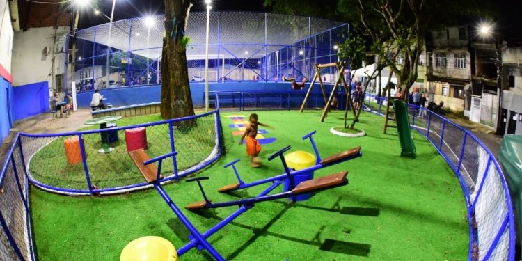 Prefeitura entrega nova praça com quadra e parque infantil em Boa Vista de São Caetano