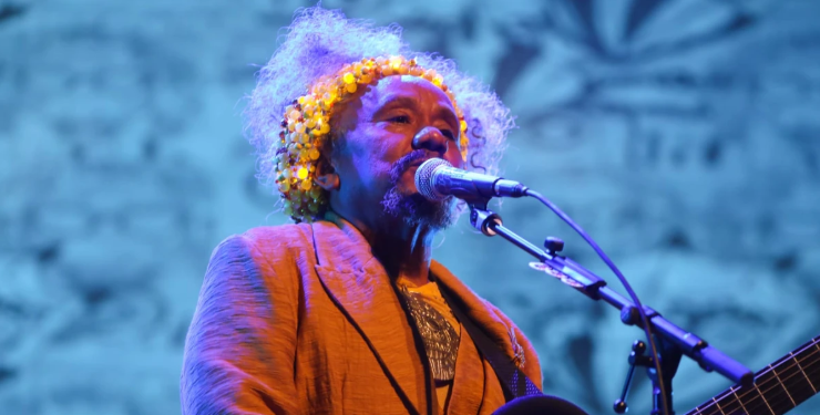 Chico César lança álbum novo com shows intimistas em Salvador