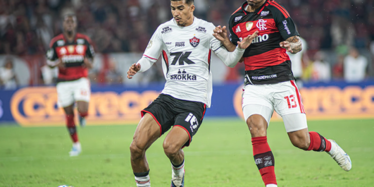 Vitória x Flamengo: confira como chegam os times, prováveis escalações, arbitragem e onde assistir