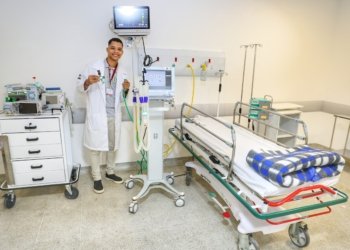 Governo da Bahia oficializa estadualização do Hospital Dom Antônio Monteiro e anuncia construção de novas unidades de saúde em Senhor do Bonfim
