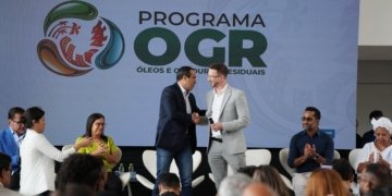 Prefeitura de Salvador e Petrobras lançam programa para transformar óleo usado em biodiesel com geração de renda para cooperativas
