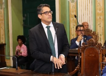 Sidninho cobra participação do Governo do Estado após aprovação de subsídio para transporte público de Salvador