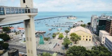 MPBA investiga origem do nome do Elevador Lacerda e relação com a escravidão