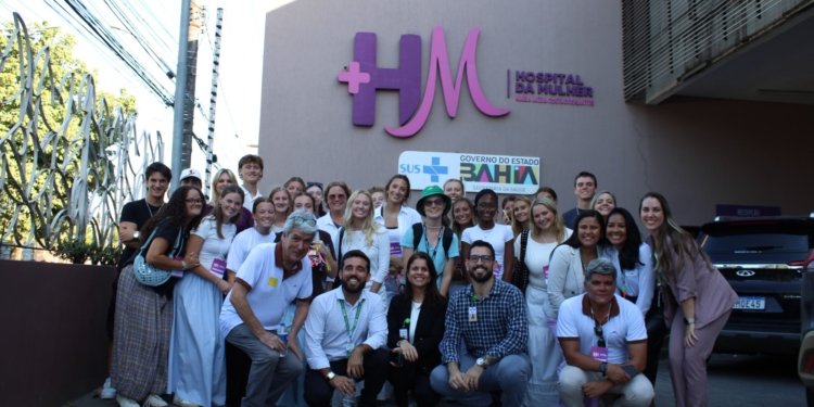 Hospital da Mulher recebe estudantes de universidades americanas em visita acadêmica a Salvador